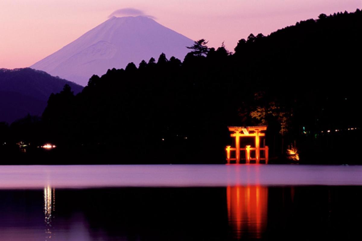 New Open『天然温泉』芦ノ湖畔の完全貸切別荘 Hakone Exterior foto